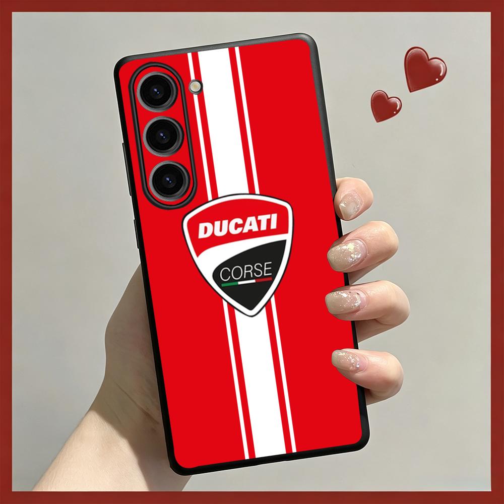 غطاء هاتف بتصميم أنيق من Cool  - مراجعة Computer Case وسعره